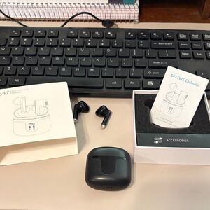 47 S47TWS Black Wireless Earbuds